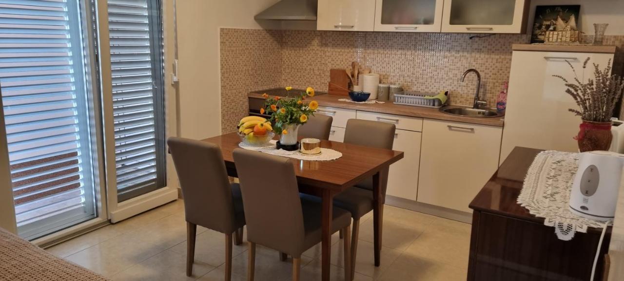 Appartement Apartman Maja à Split Extérieur photo